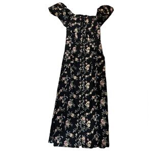 Woman’s floral dress size 4 petite